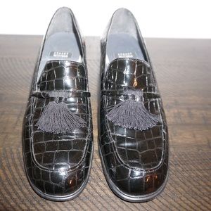 Stuart Weitzman | Tassel Loafers